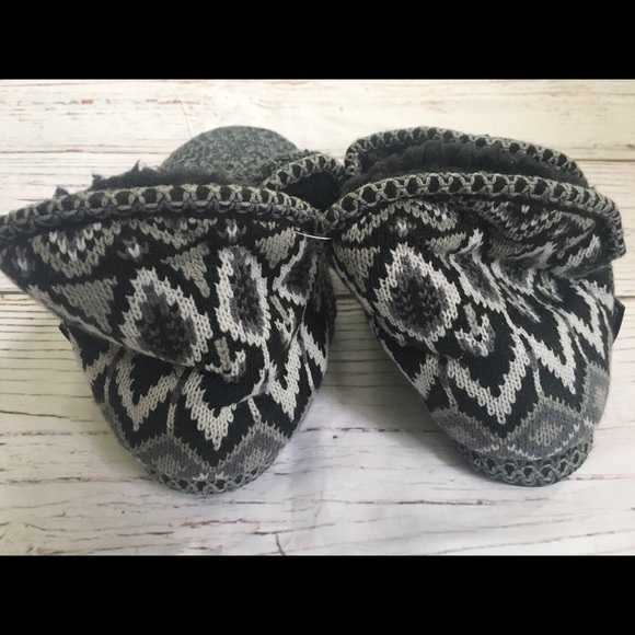 NWT Original Muk Luks Slippers Size 11-12 - Picture 2 of 11